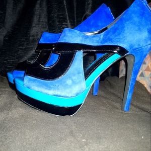 Jessica Simpson suede and patent leather peep toe